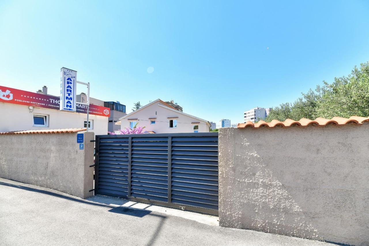 Pool House Luka Lägenhet Zadar Exteriör bild